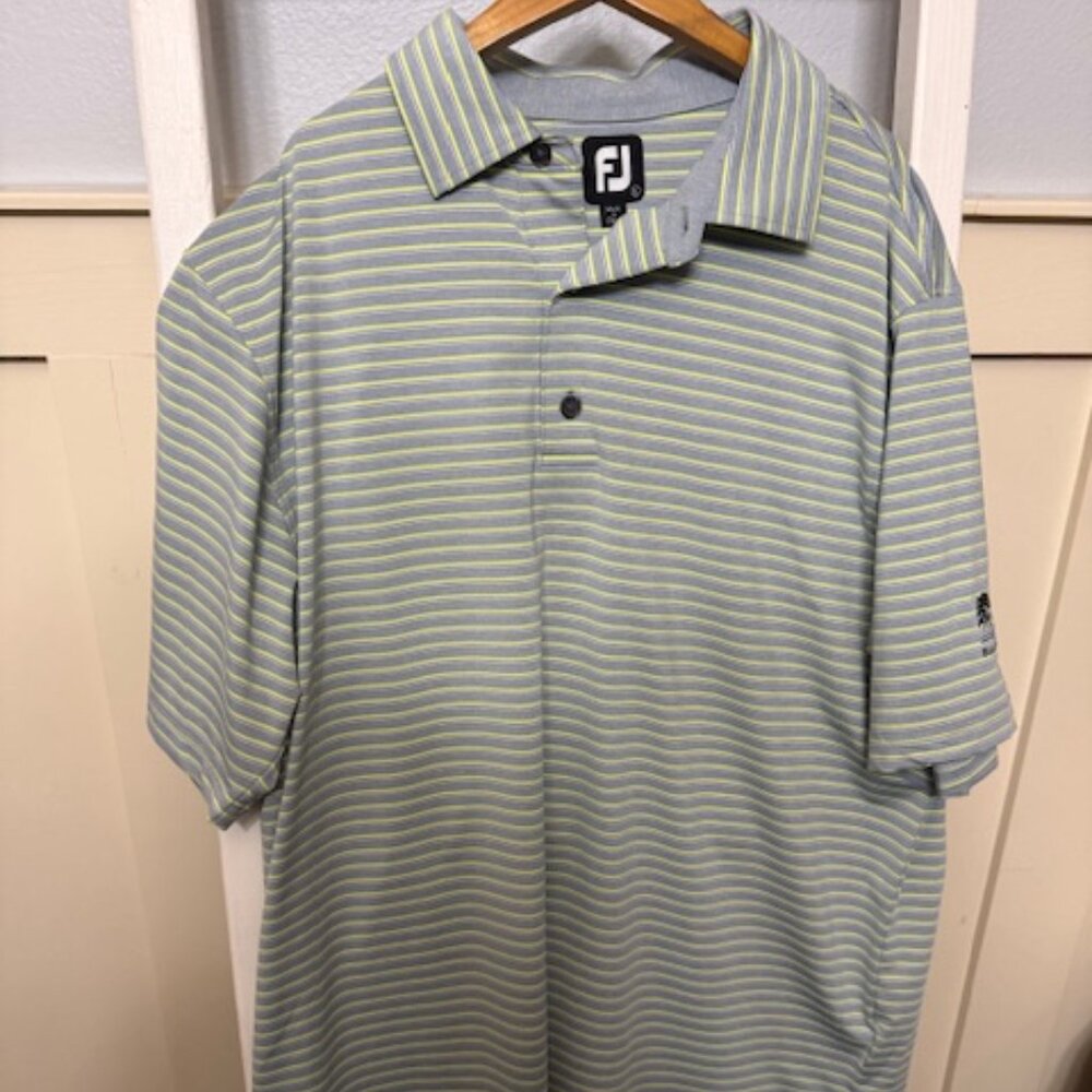 FootJoy FJ Men’s Short Sleeve Golf Shirt Size L Never worn